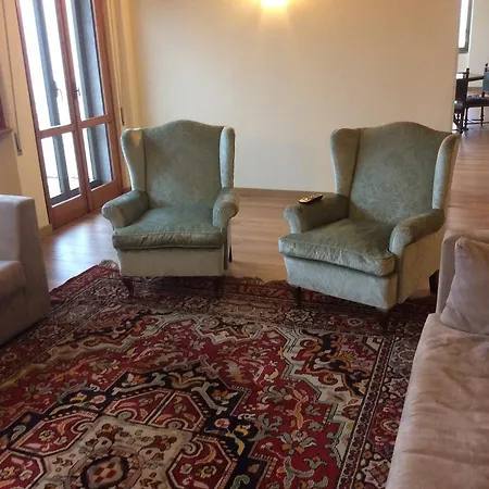 ベッド・アンド・ブレックファスト Cadorna 3*