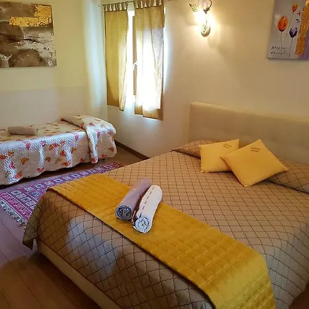 ベッド・アンド・ブレックファスト Cadorna 3*